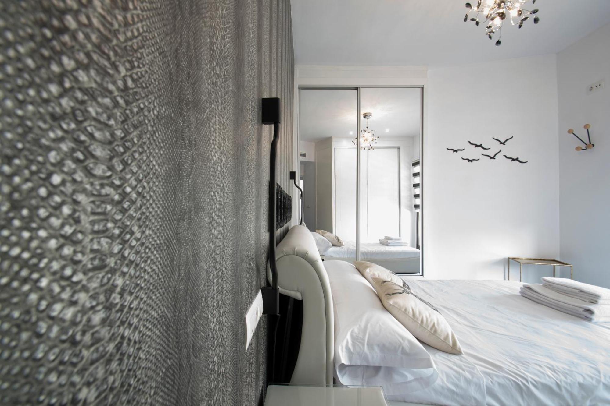Apartamento Atico Real Suites Γρανάδα Εξωτερικό φωτογραφία