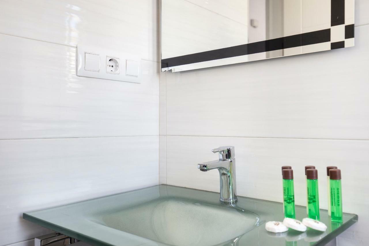 Apartamento Atico Real Suites Γρανάδα Εξωτερικό φωτογραφία